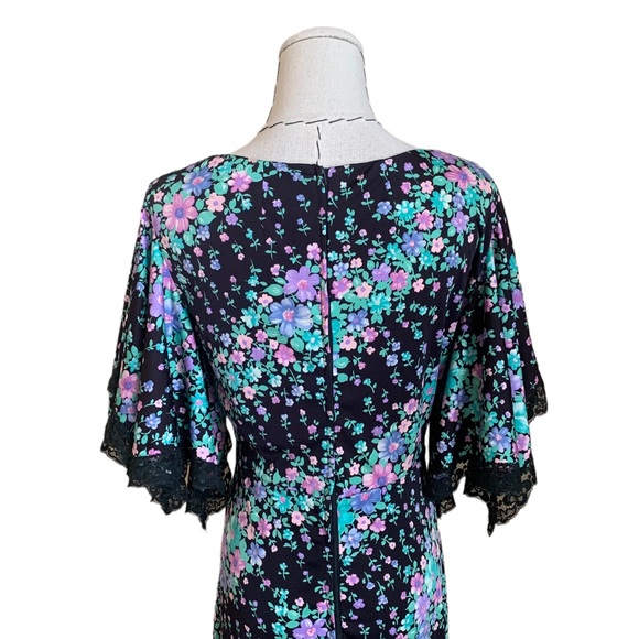 Vintage 1970s OOAK Floral Maxi Dress Handkerchief Hem and Sleeves Medium - Picture 10 of 12